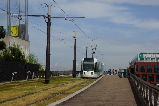 Pont-tramway sur le Canal de l'Ourcq