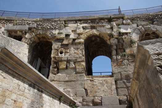 Amphitheater von Nîmes