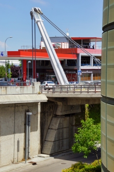 Hängebrücke zum Einkaufszentrum Sanchinarro