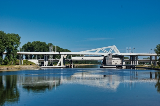 A 11 Bascule Bridge 