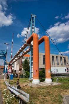 Pont-pipeline sur l'Industriehaven