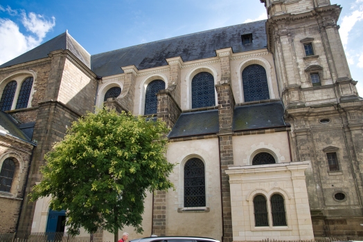 Église de Toussaints