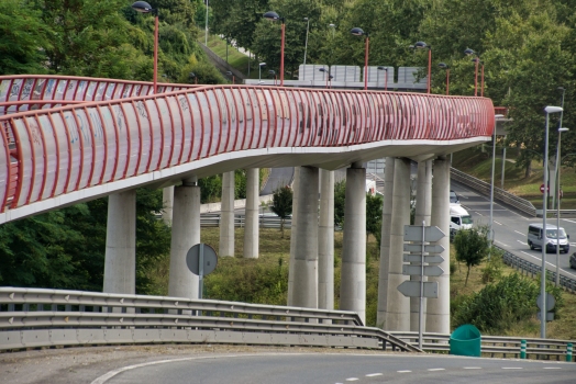 Geh- und Radwegbrücke Ortuella II