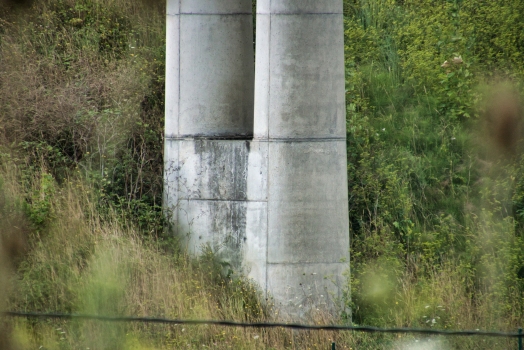 Geh- und Radwegbrücke Ortuella II