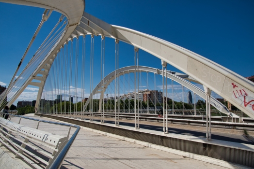 Bac de Roda Bridge