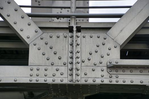 Magdeburger Brücke (Rail)