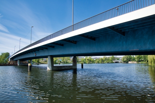 Nordhafenbrücke