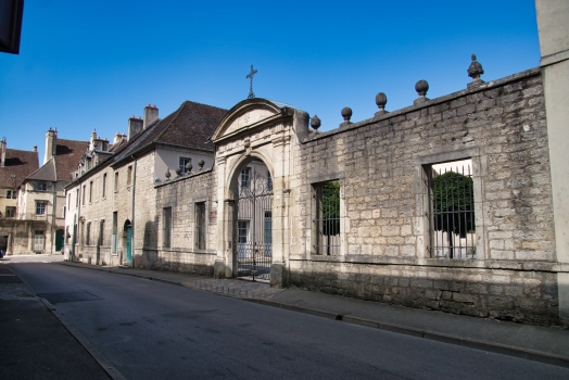 Collège de l'Arc
