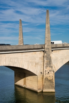 Saint Laurent Bridge 