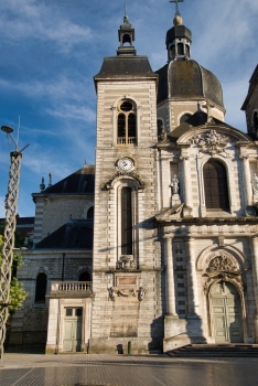 Église Saint-Pierre de Chalon-sur-Saône 