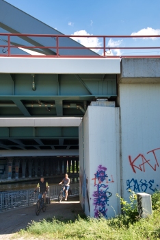 Fernbahnbrücke über den Teltowkanal (Görlitzer Bahn) 