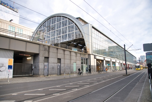 Gare de Berlin Alexanderplatz