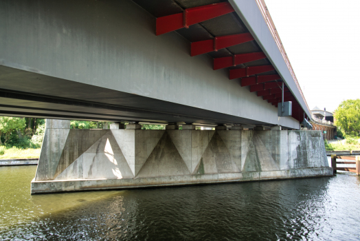 Spreebrücke Bellevue