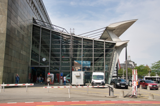 Vorhalle des Bahnhofs in Luzern