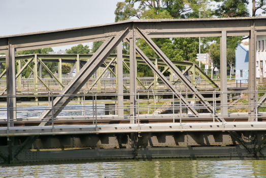 Hafenbahnbrücke Basel (II) 