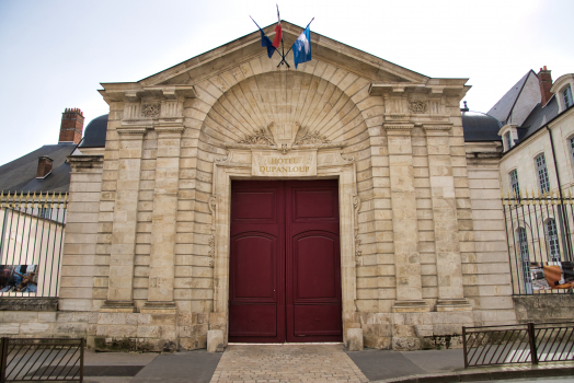 Palais épiscopal d'Orléans
