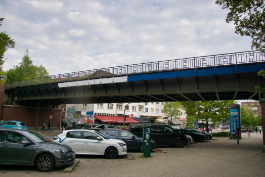 Pont-métro sur la Fuhlsbüttler Strasse I
