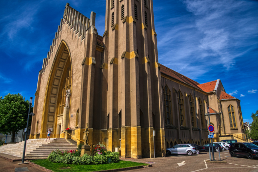 Église Sainte-Jeanne-d'Arc de Montigny-lès-Metz 