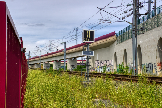 Ouvrage de raccordement à la voie ferrée Metz-Nancy