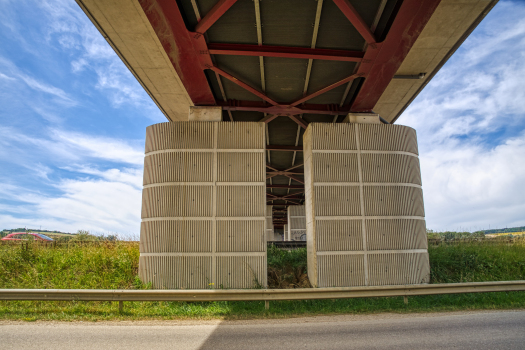 Pont-rail sur l'Autoroute A31