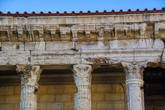 Tempel des Augustus und der Livia 