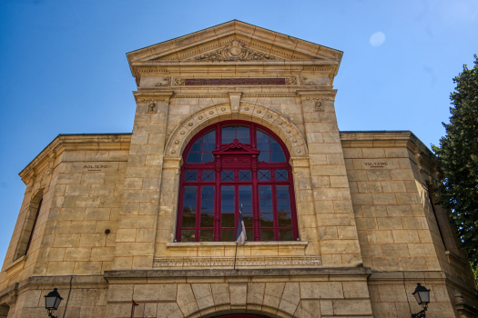 Le Puy-en-Velay Municipal Library 