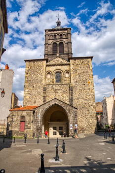 Église Notre-Dame-du-Port de Clermont-Ferrand