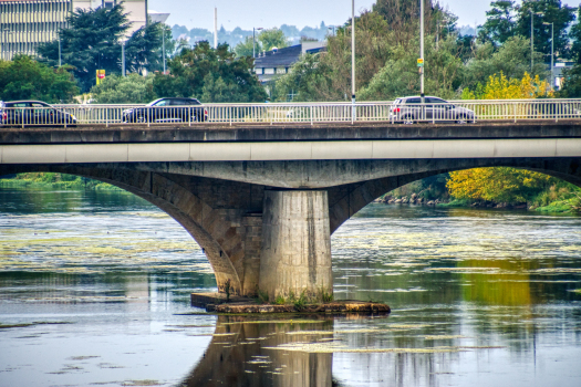 Pont de Saint-Sauveur