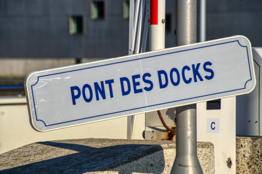 Pont des Docks