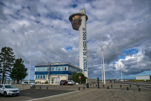 Hafenkontrollturm Le Havre
