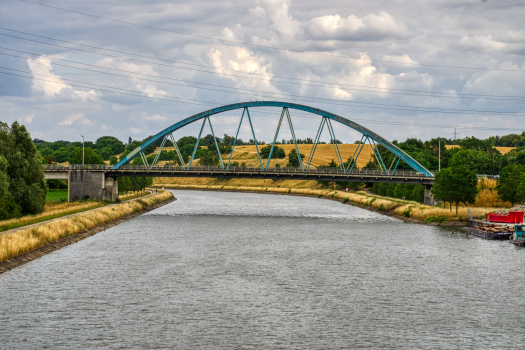 Ville-sur-Haine Bridge
