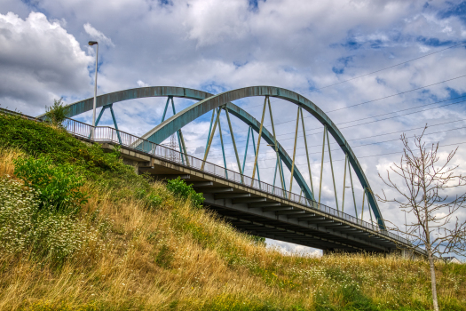 Ville-sur-Haine Bridge 
