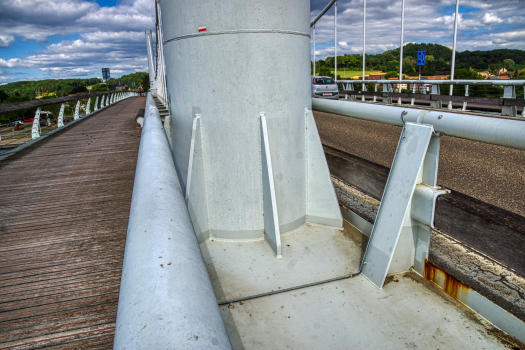 Kanne Suspension Bridge