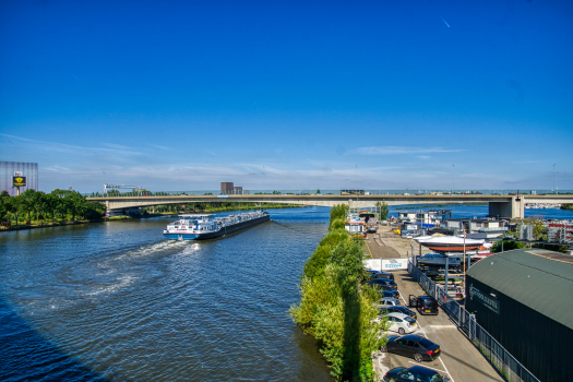 Amsterdam-Rheinkanal-Brücke Zeeburg