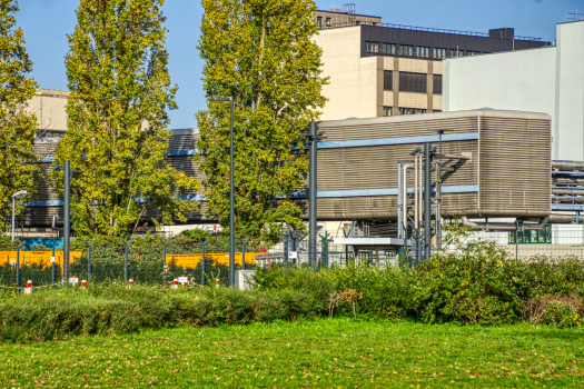 Passerelle de l'usine Bayer sur la Fennstrasse