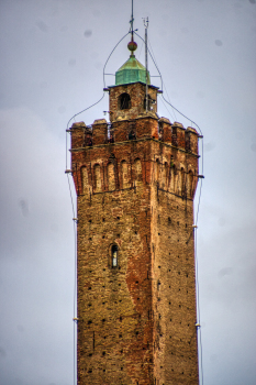 Asinelli-Turm