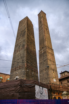 Asinelli Tower 