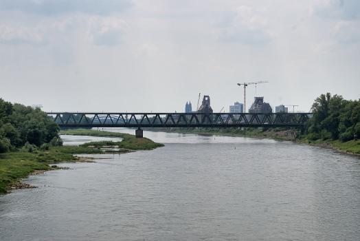 Herrenkrug-Eisenbahnbrücke