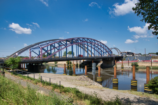 Oberbürgermeister-Lehr-Brücke