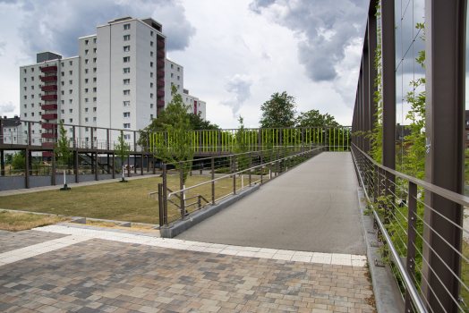 Brückenpark und Westrampe zur Campusbrücke