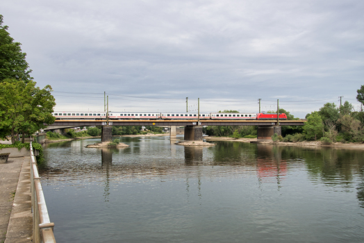Pont ferroviaire sur la Moselle
