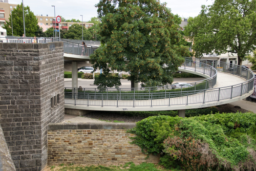 Fußgängerrampe der Balduinbrücke