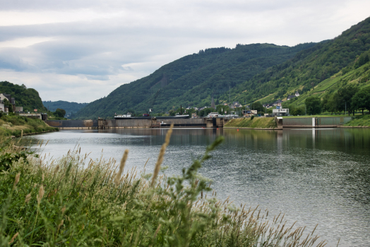Sankt Aldegund Dam and Lock