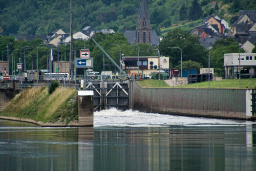 Sankt Aldegund Dam and Lock 