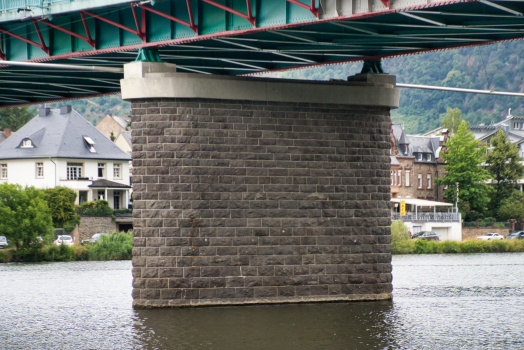 Moselbrücke Traben-Trarbach 