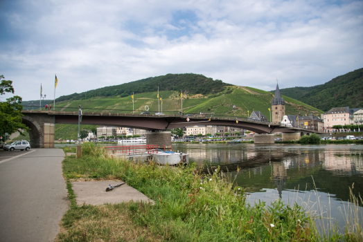 Moselbrücke Bernkastel-Kues