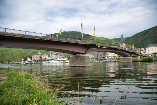 Bernkastel-Kues Bridge