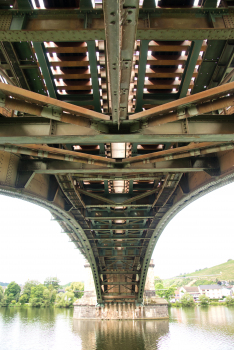 Gülser Eisenbahnbrücke