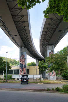 Brücke über das Nesenbachtal