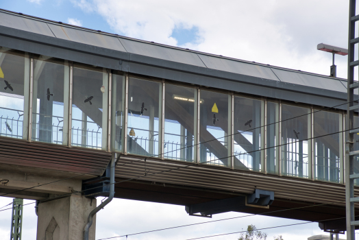 Fußgängebrücke Bahnhof Sindelfingen